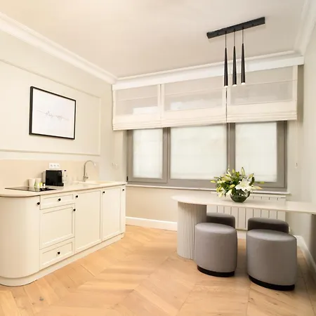 Hotel Taksim Vucino Beyoglu Istiklal Caddesi